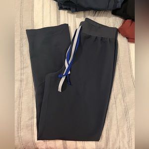 Night sky color. Medium tall. Livingston